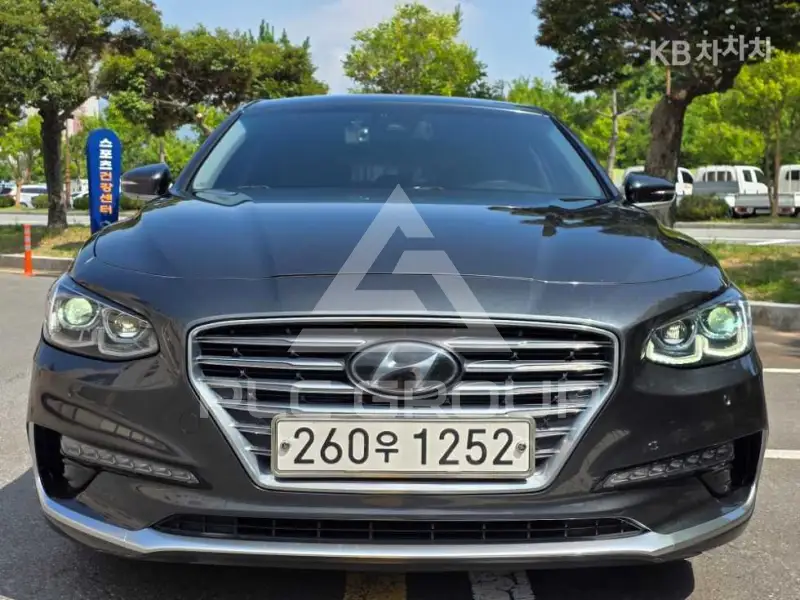2019 Hyundai Grandeur