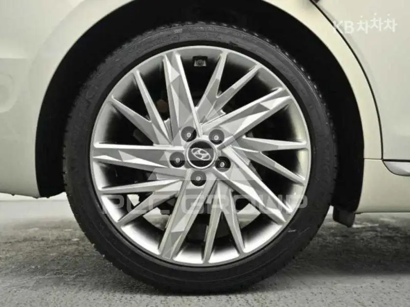 2019 Hyundai Grandeur