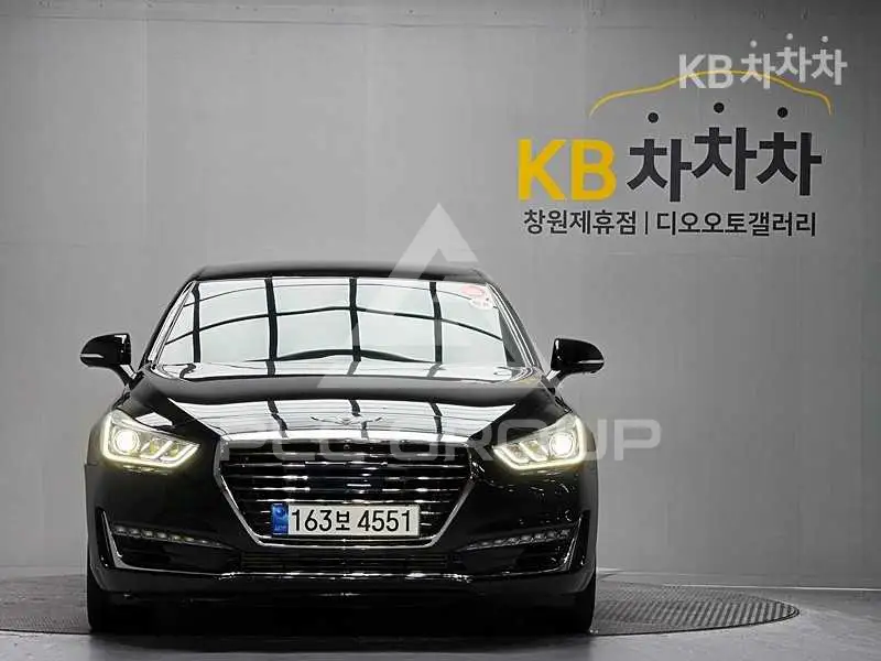 2019 Genesis G90