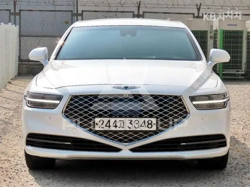 2019 Genesis G90