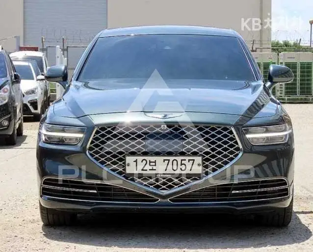 2019 Genesis G90