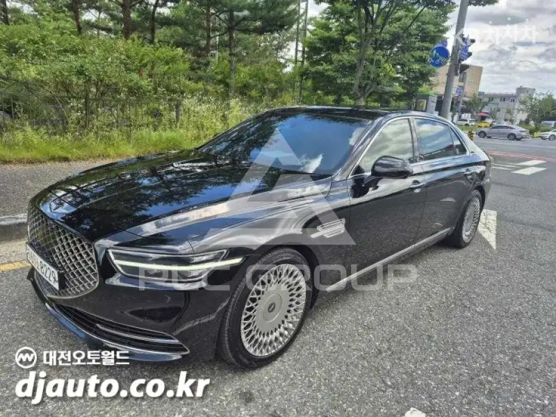 2019 Genesis G90
