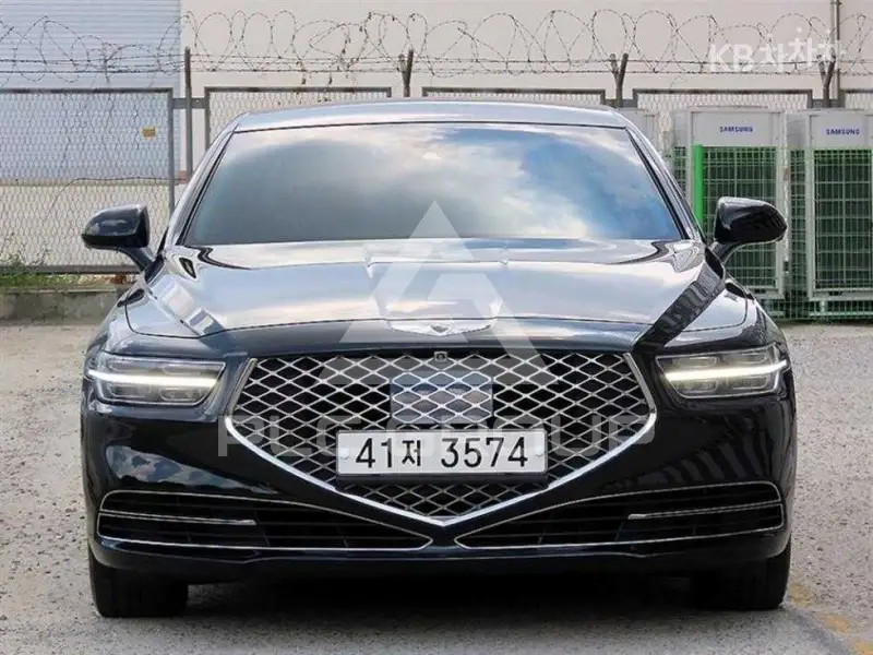 2019 Genesis G90