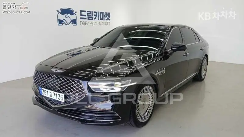 2019 Genesis G90