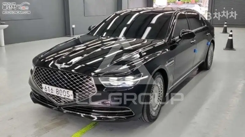2019 Genesis G90
