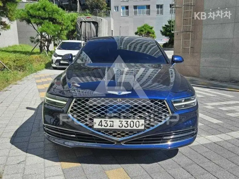 2019 Genesis G90