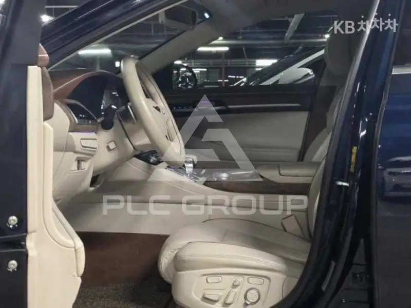 2019 Genesis G90