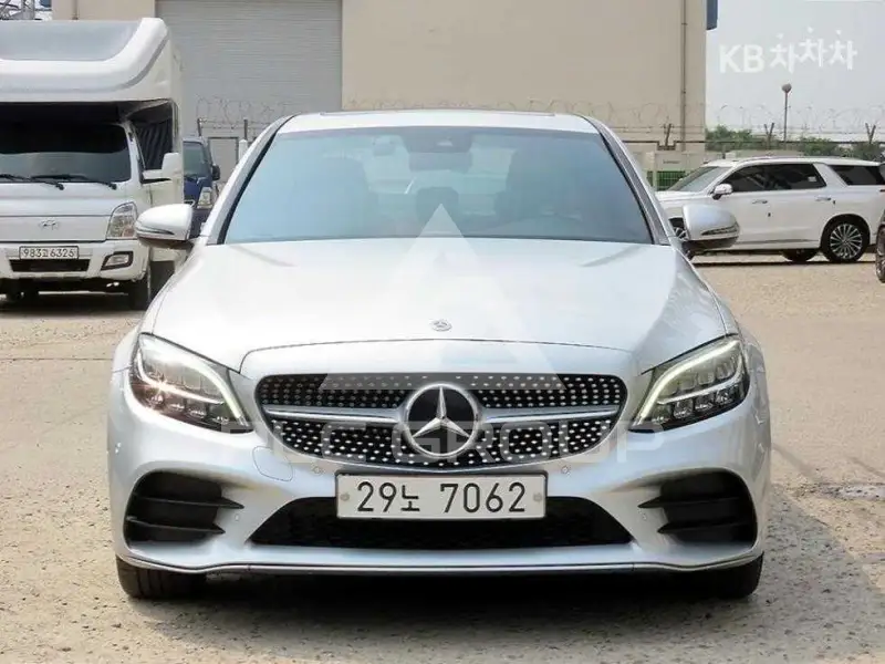 2019 Mercedes Benz C-Class