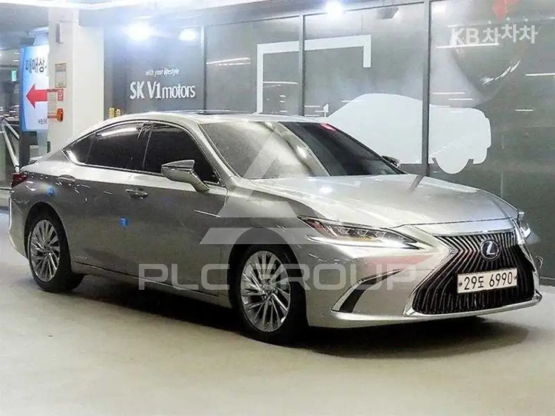 2019 Lexus ES