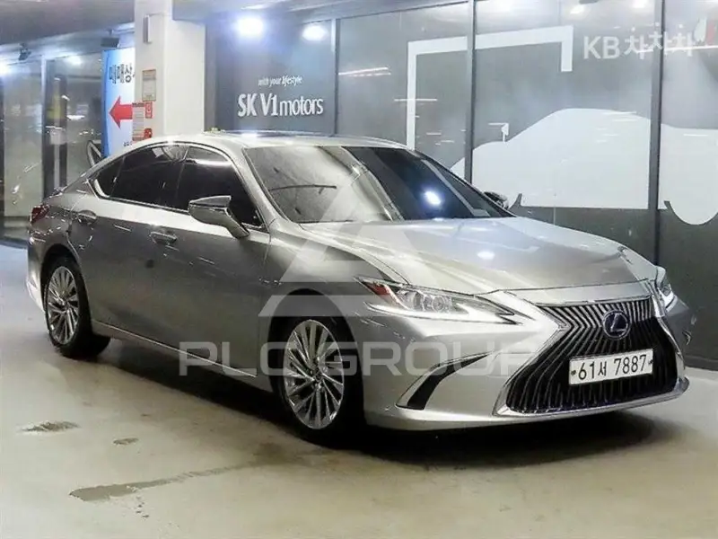 2019 Lexus ES