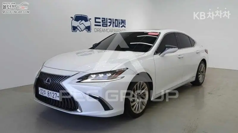 2019 Lexus ES