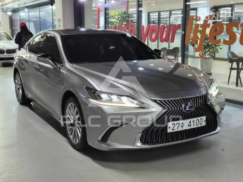 2019 Lexus ES