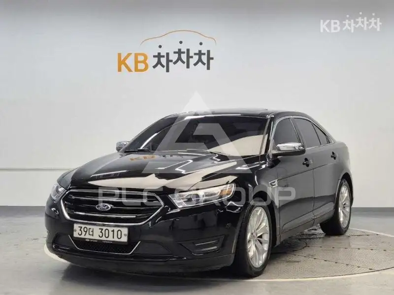 2019 Ford Taurus