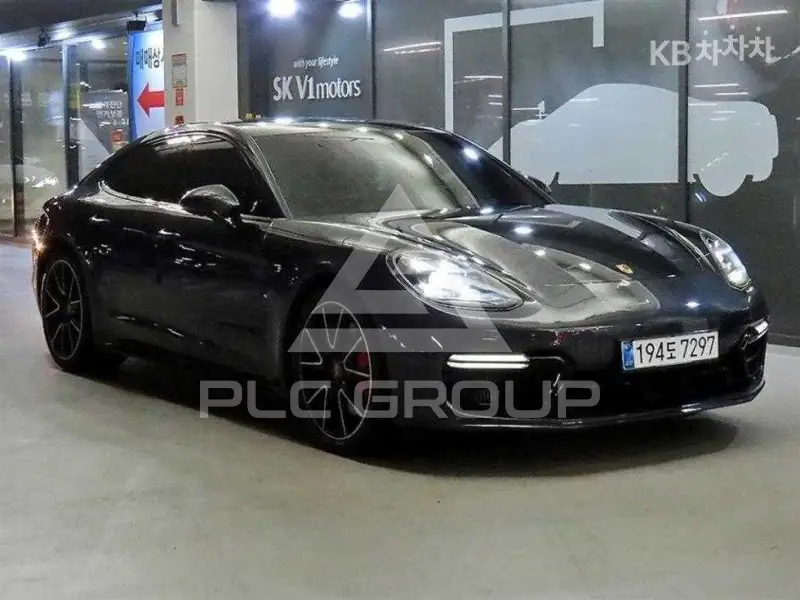 2019 Porsche Panamera