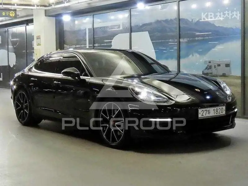 2019 Porsche Panamera