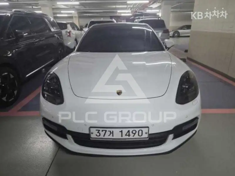 2019 Porsche Panamera