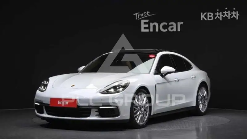 2019 Porsche Panamera