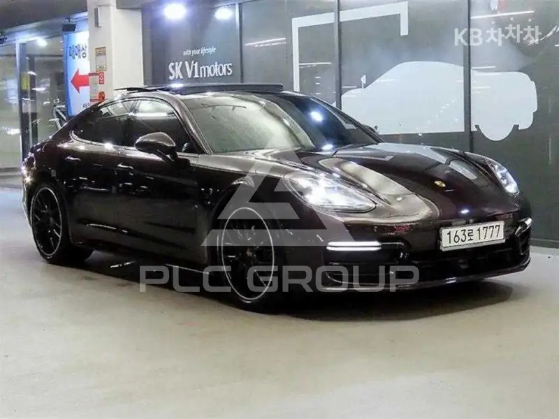2019 Porsche Panamera