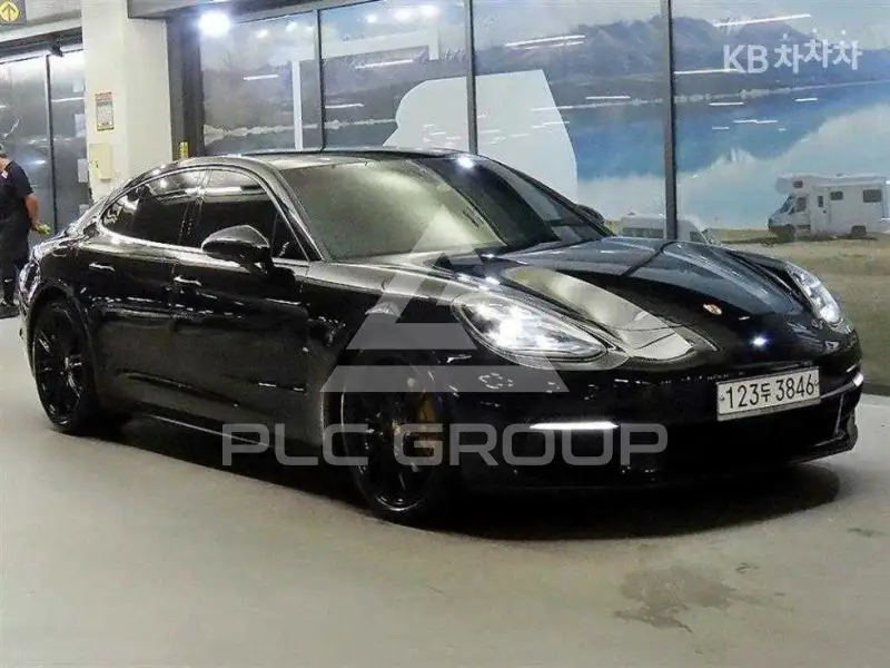 2019 Porsche Panamera