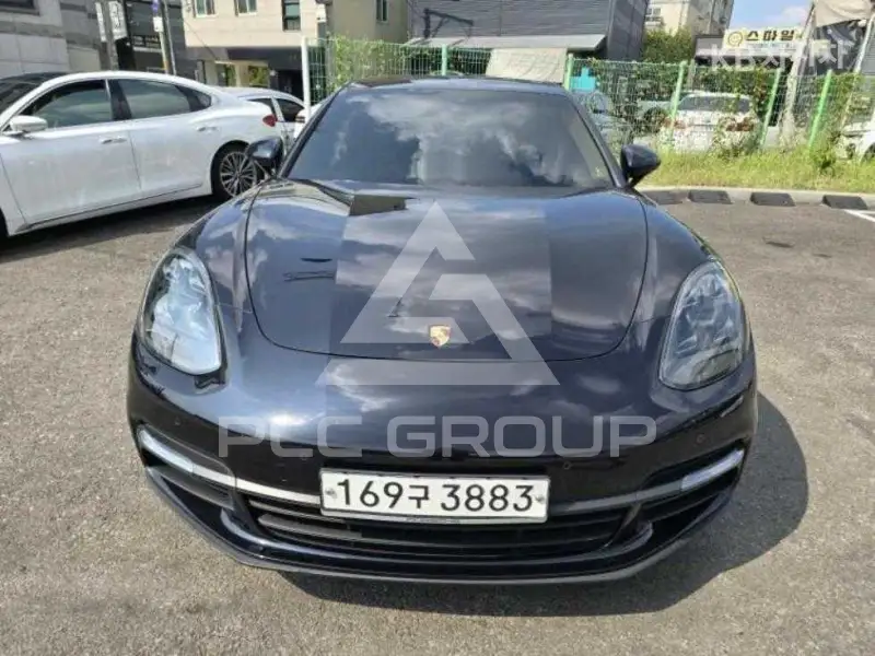 2019 Porsche Panamera