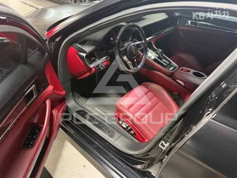2019 Porsche Panamera