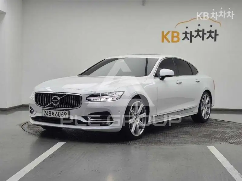 2019 Volvo S90