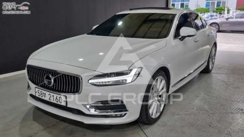 2019 Volvo S90