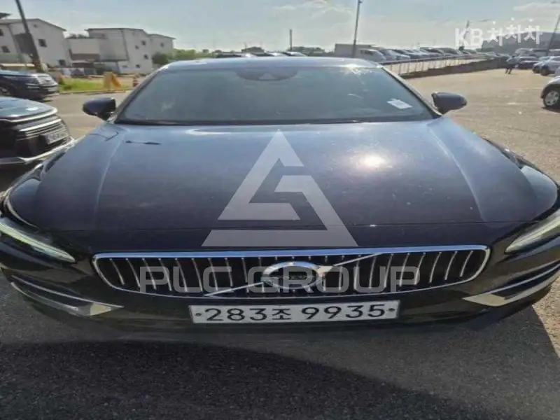2019 Volvo S90