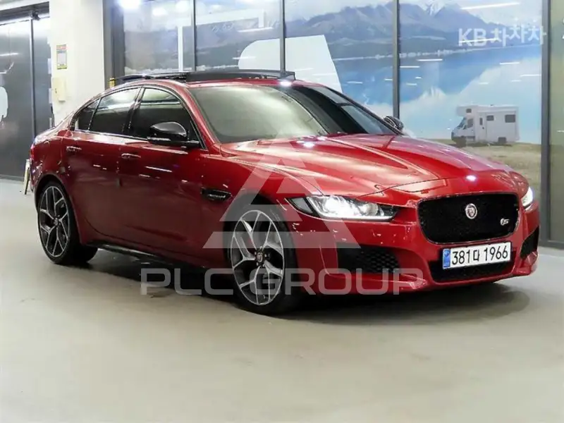 2019 Jaguar XE