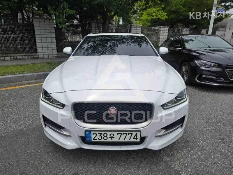2019 Jaguar XE