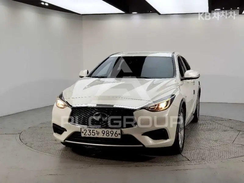 2019 Infinity Q