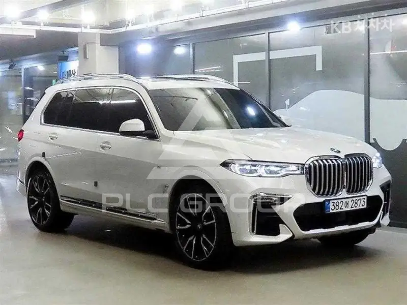 2020 BMW X7