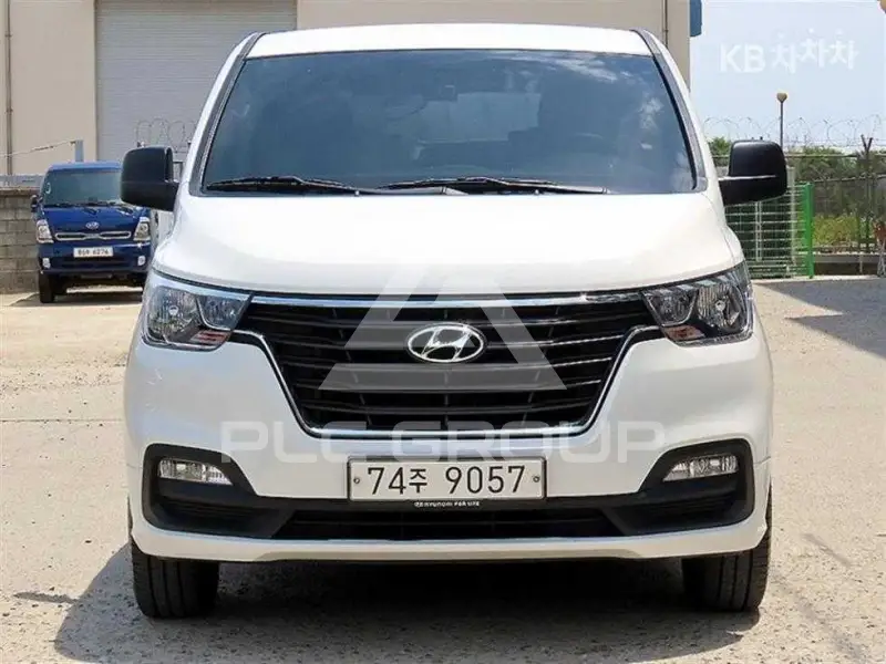 2020 Hyundai Starex