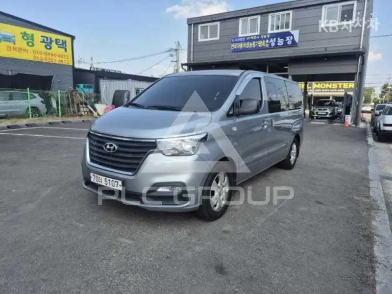 2020 Hyundai Starex