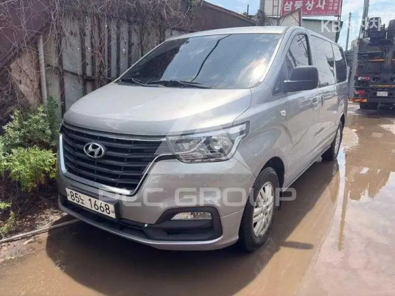 2020 Hyundai Starex
