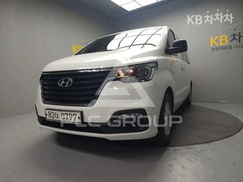 2020 Hyundai Starex