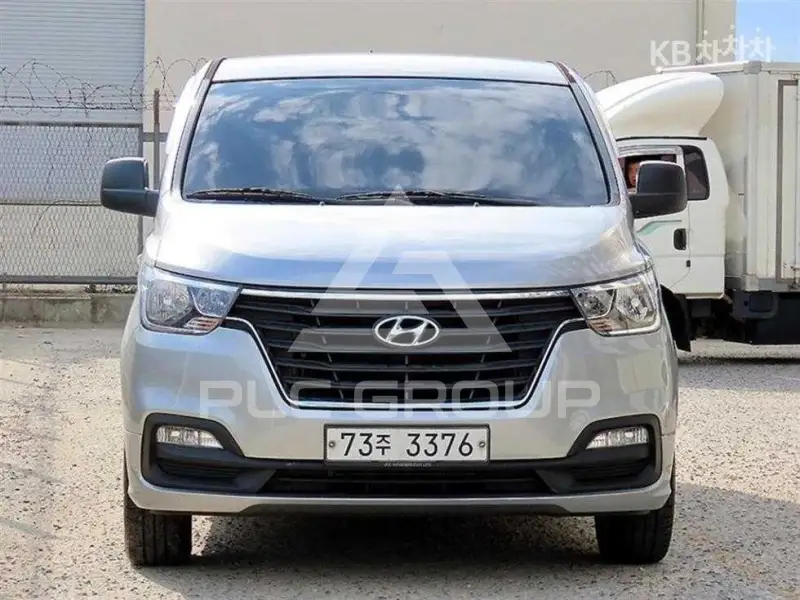 2020 Hyundai Starex