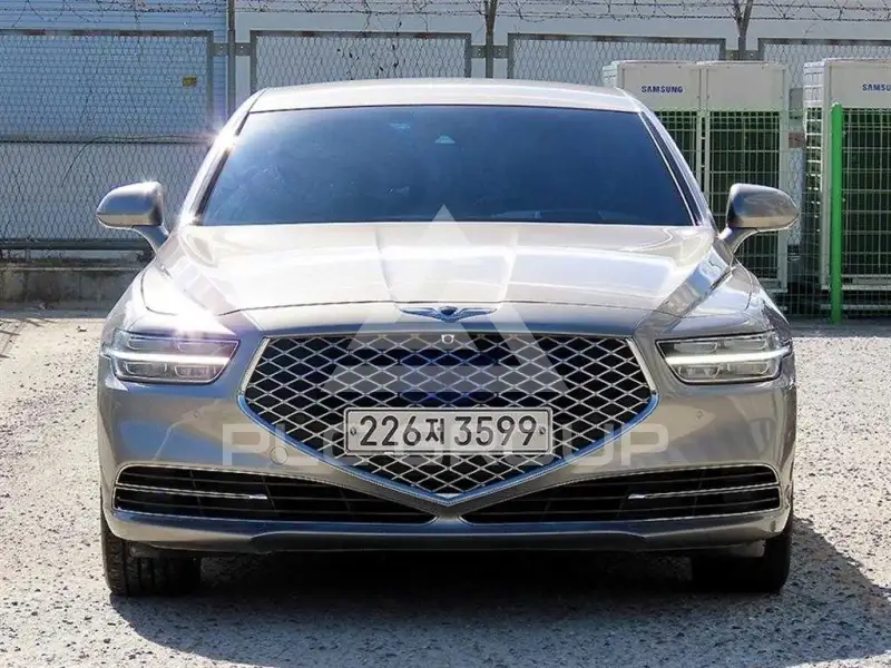 2020 Genesis G90