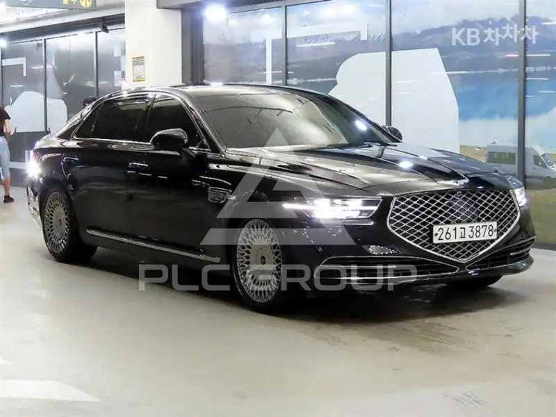 2020 Genesis G90