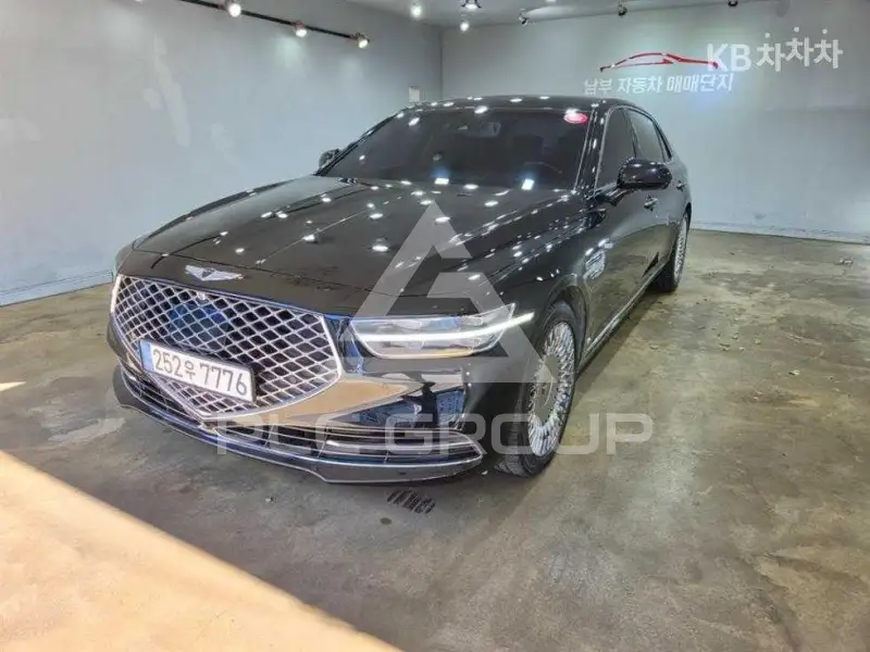 2020 Genesis G90