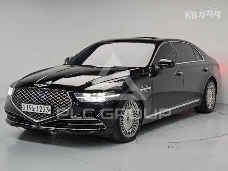 2020 Genesis G90