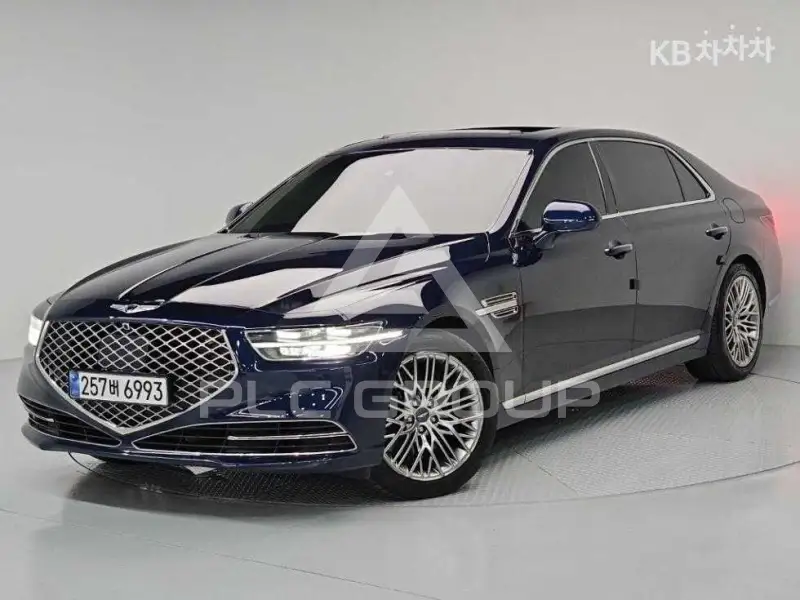 2020 Genesis G90
