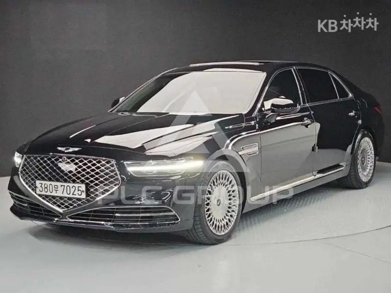 2020 Genesis G90