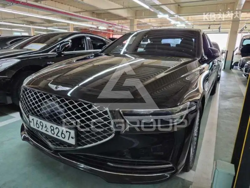 2020 Genesis G90