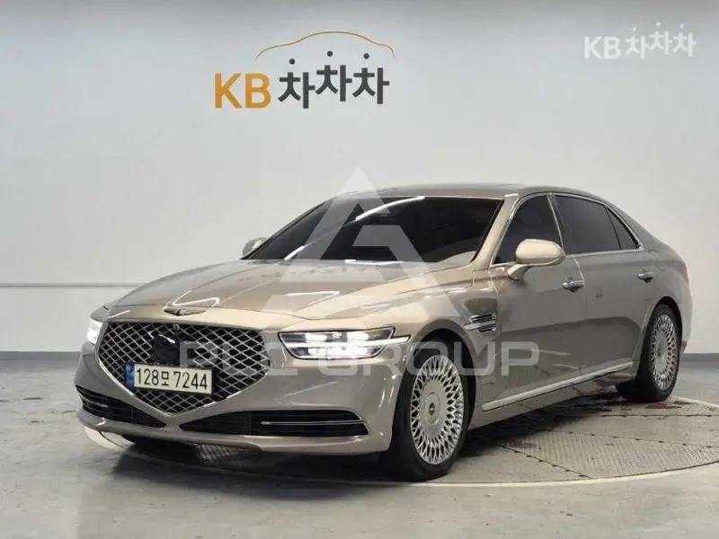 2020 Genesis G90