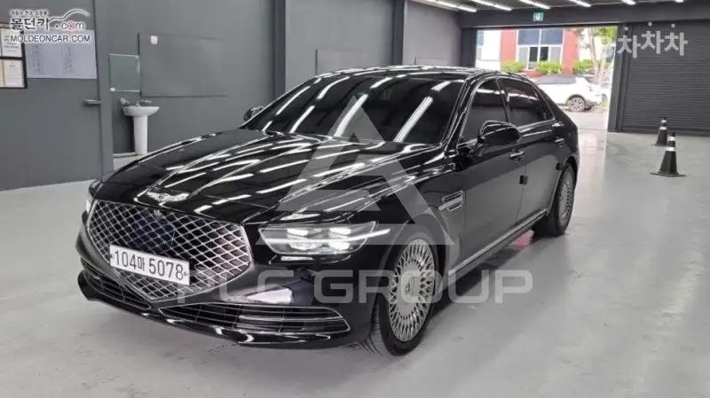 2020 Genesis G90