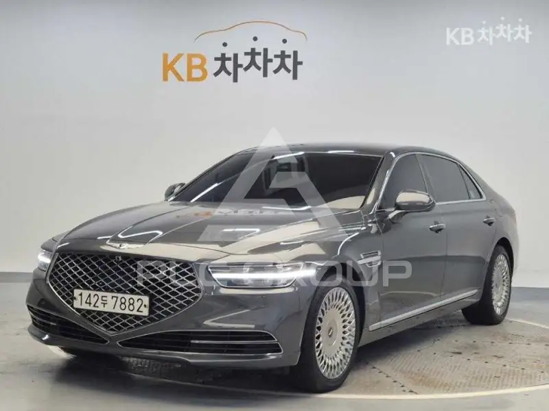 2020 Genesis G90