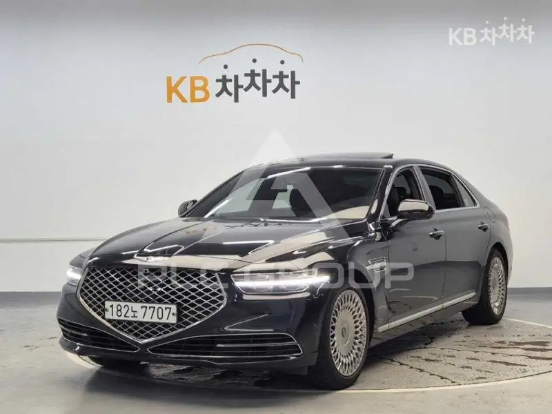 2020 Genesis G90