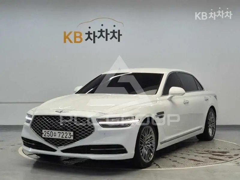 2020 Genesis G90