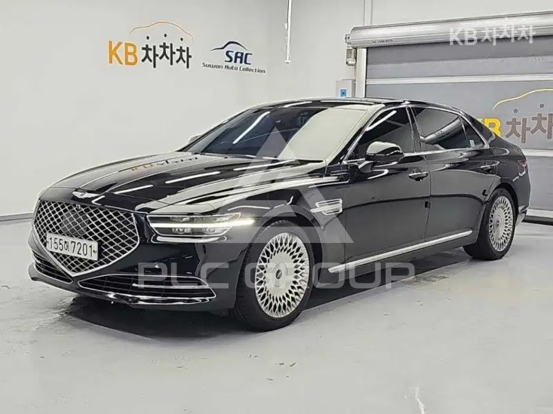2020 Genesis G90